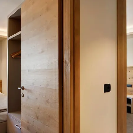 Rasia Relax Stone Apartment